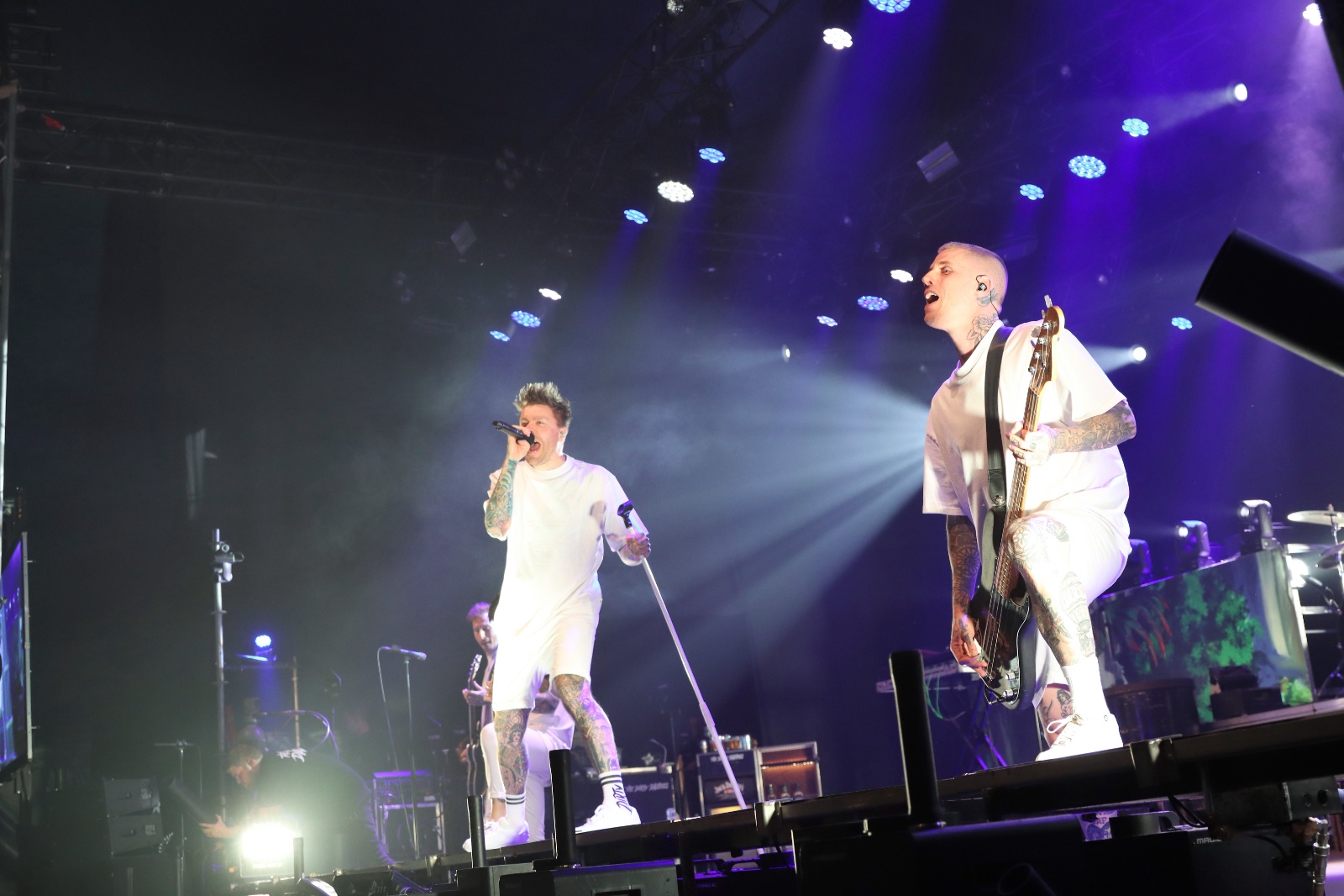 The Dirty Daddies     (7)